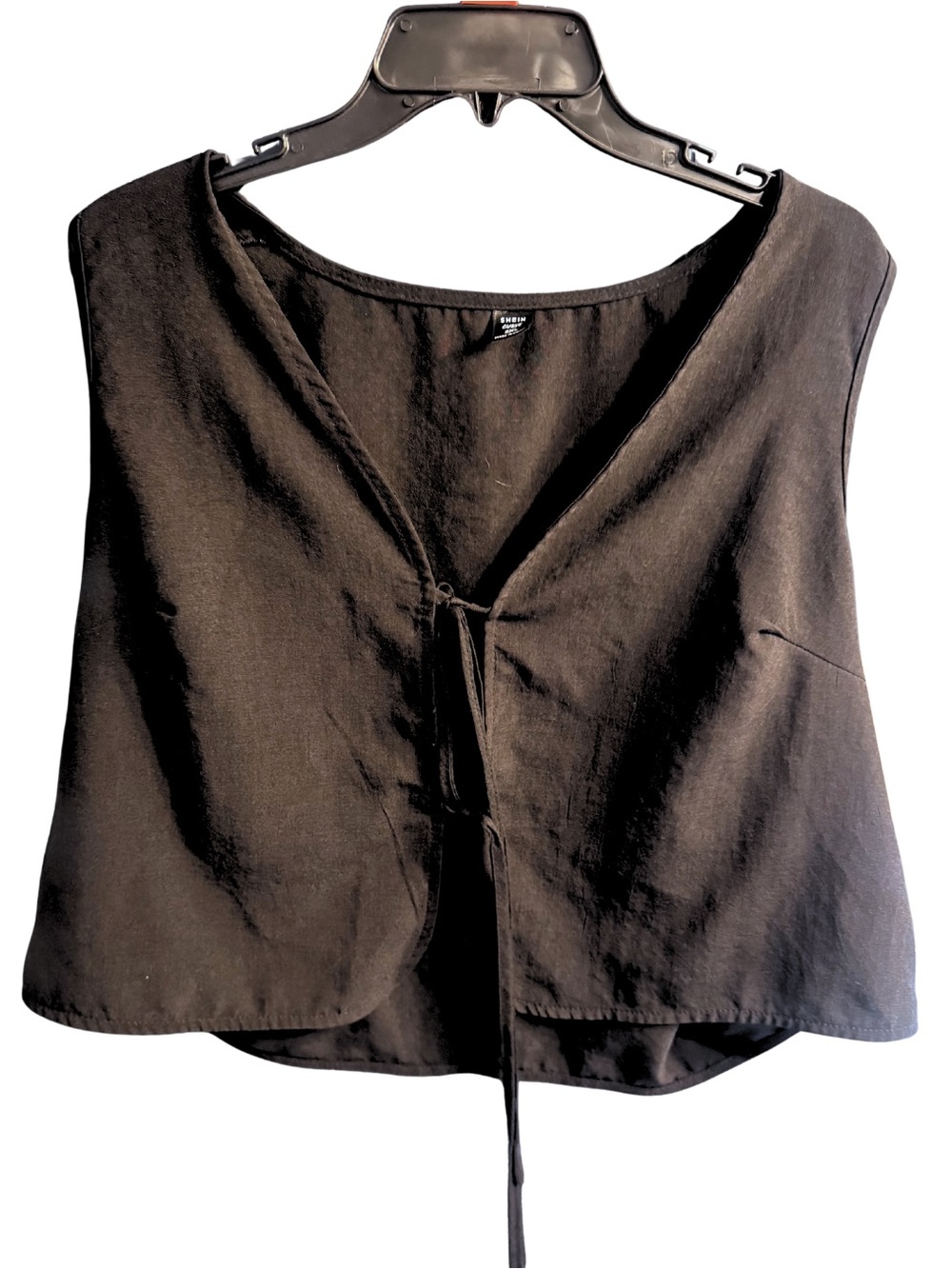 SHEIN Black Sleeveless Tie-Front Tank Top
